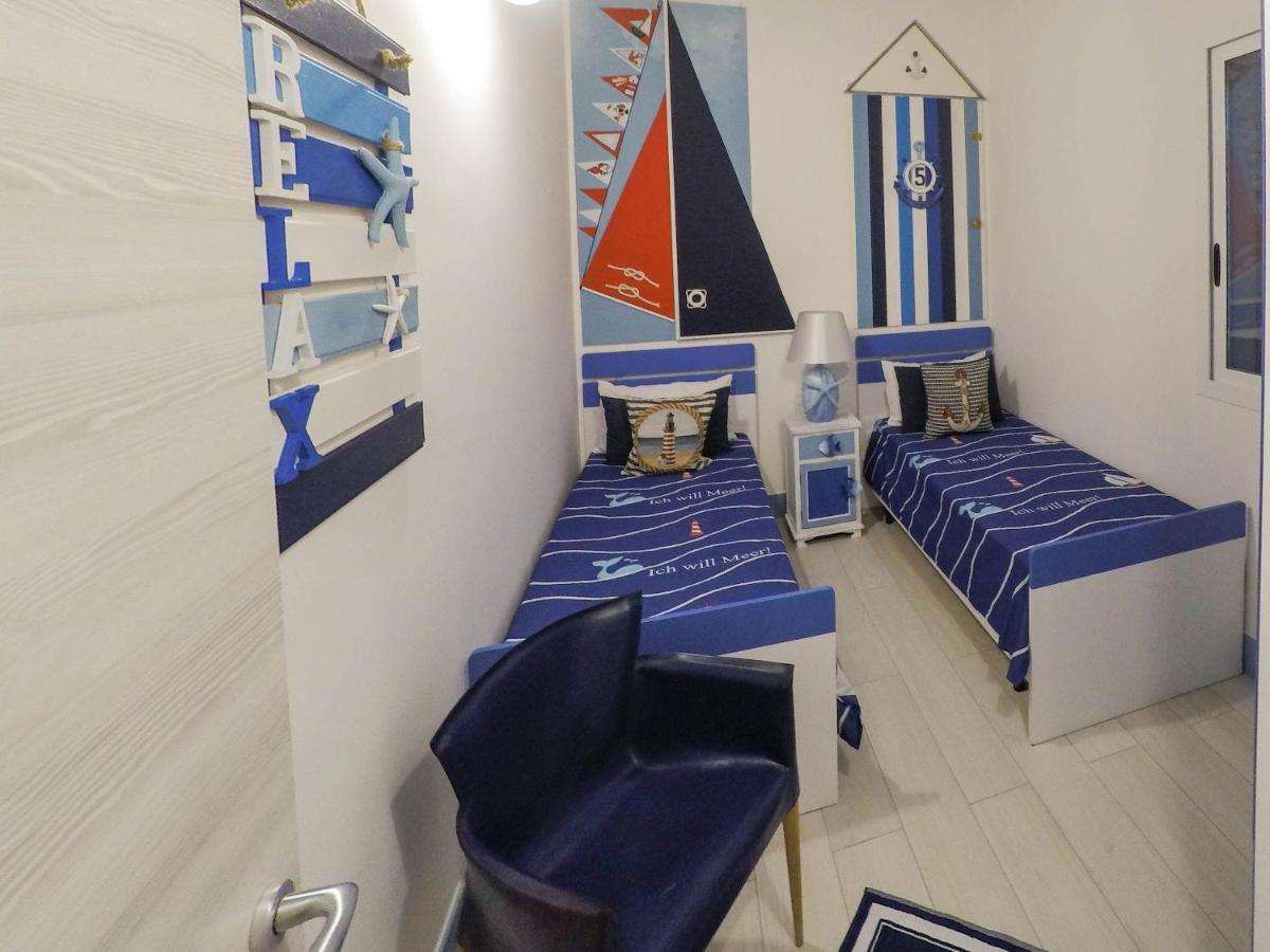 アウグスタ La Casa In Riva Al Mareヴィラ エクステリア 写真