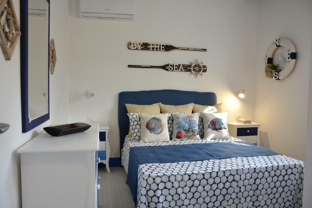 アウグスタ La Casa In Riva Al Mareヴィラ エクステリア 写真