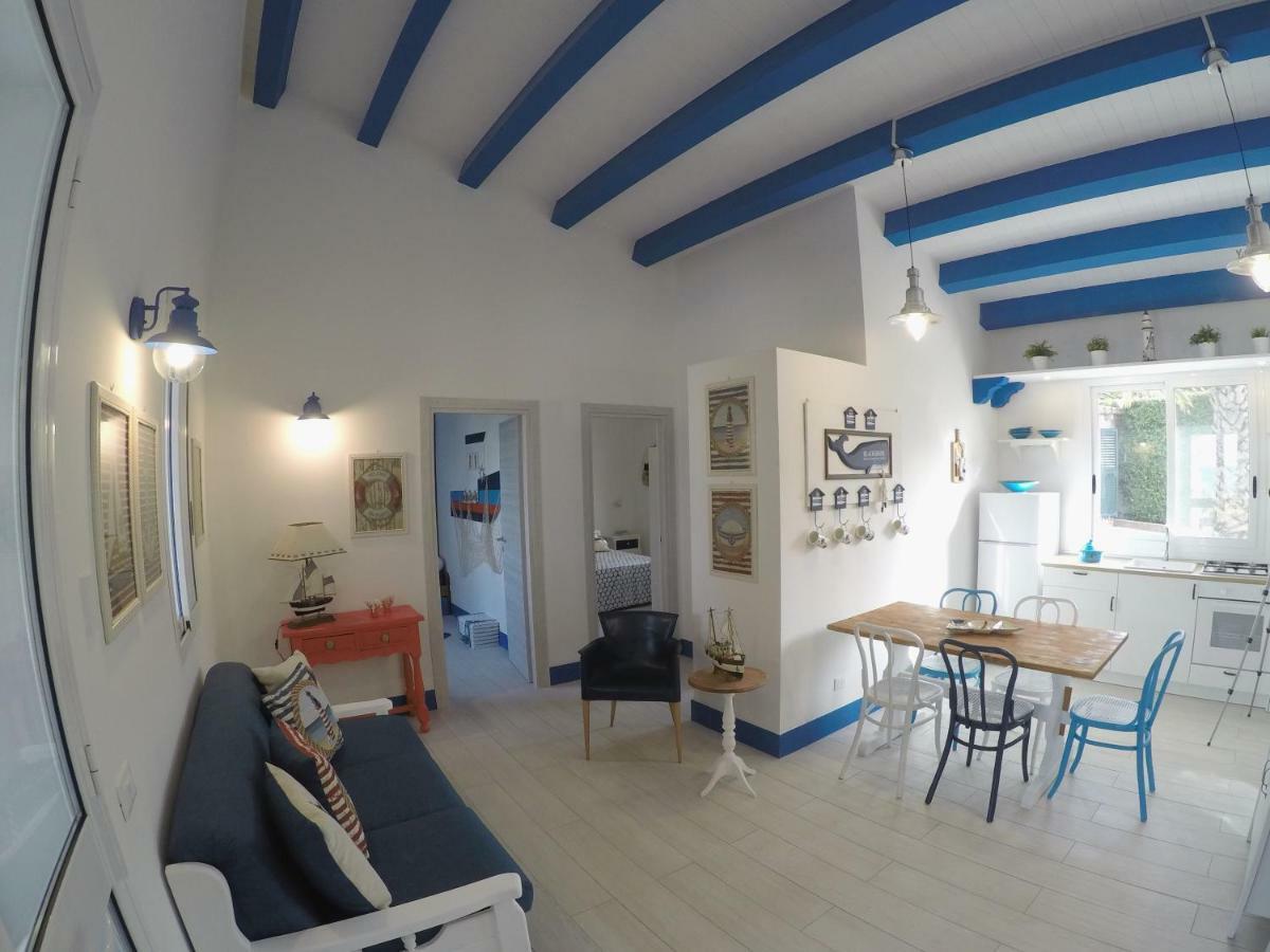 アウグスタ La Casa In Riva Al Mareヴィラ エクステリア 写真