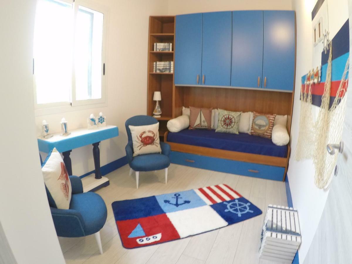 アウグスタ La Casa In Riva Al Mareヴィラ エクステリア 写真